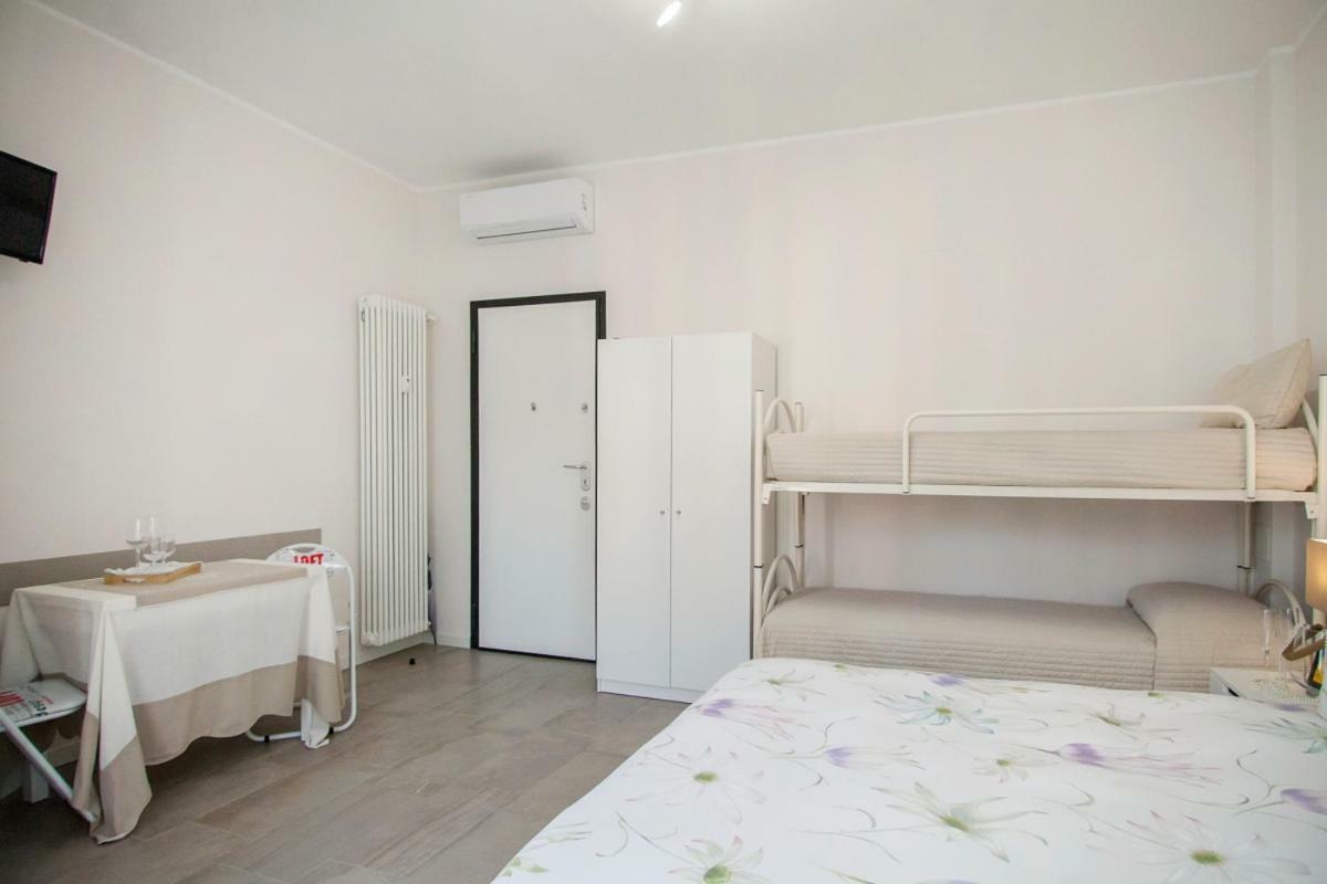 Cristel Apartment - 15 Min Da Milano Cormano Exterior photo